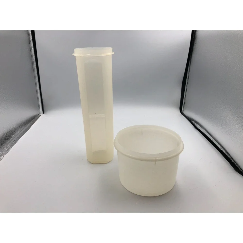 2 vintage Tupperware Containers #5 4 3/4 cup modular mate B stackable 4